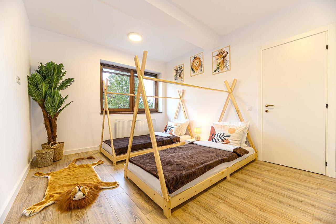 Safari Family Villas Near Park Aventura,Lake,Zoo Brašov Exteriér fotografie